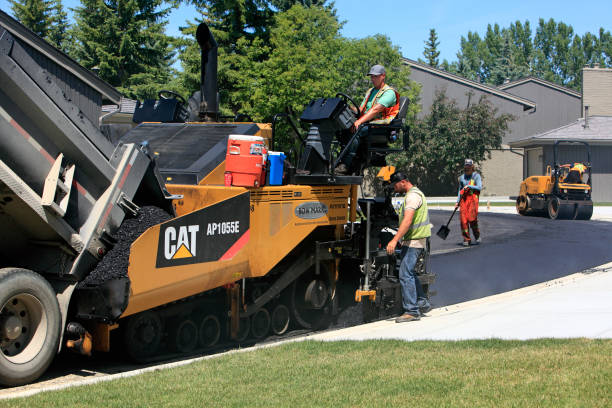 Best Driveway Resurfacing Pavers  in Strawberry Point, IA